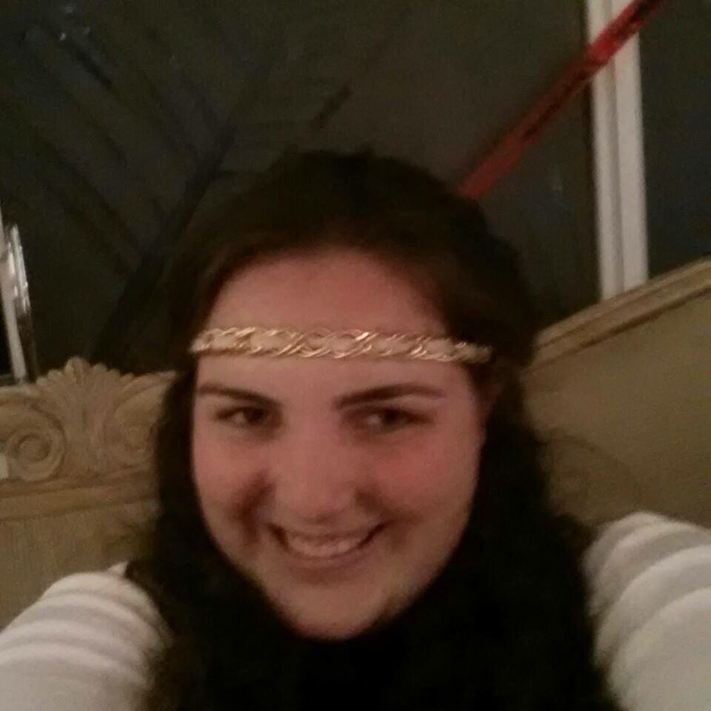 Meet your Posher, Danielle